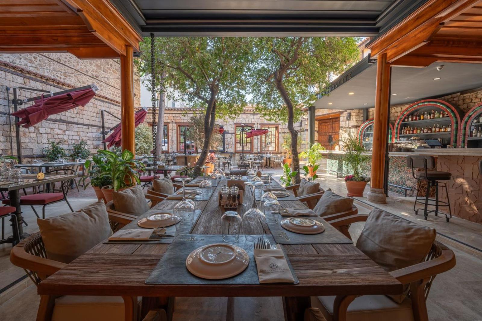 Belmondo Suites Old Town Antalia Esterno foto