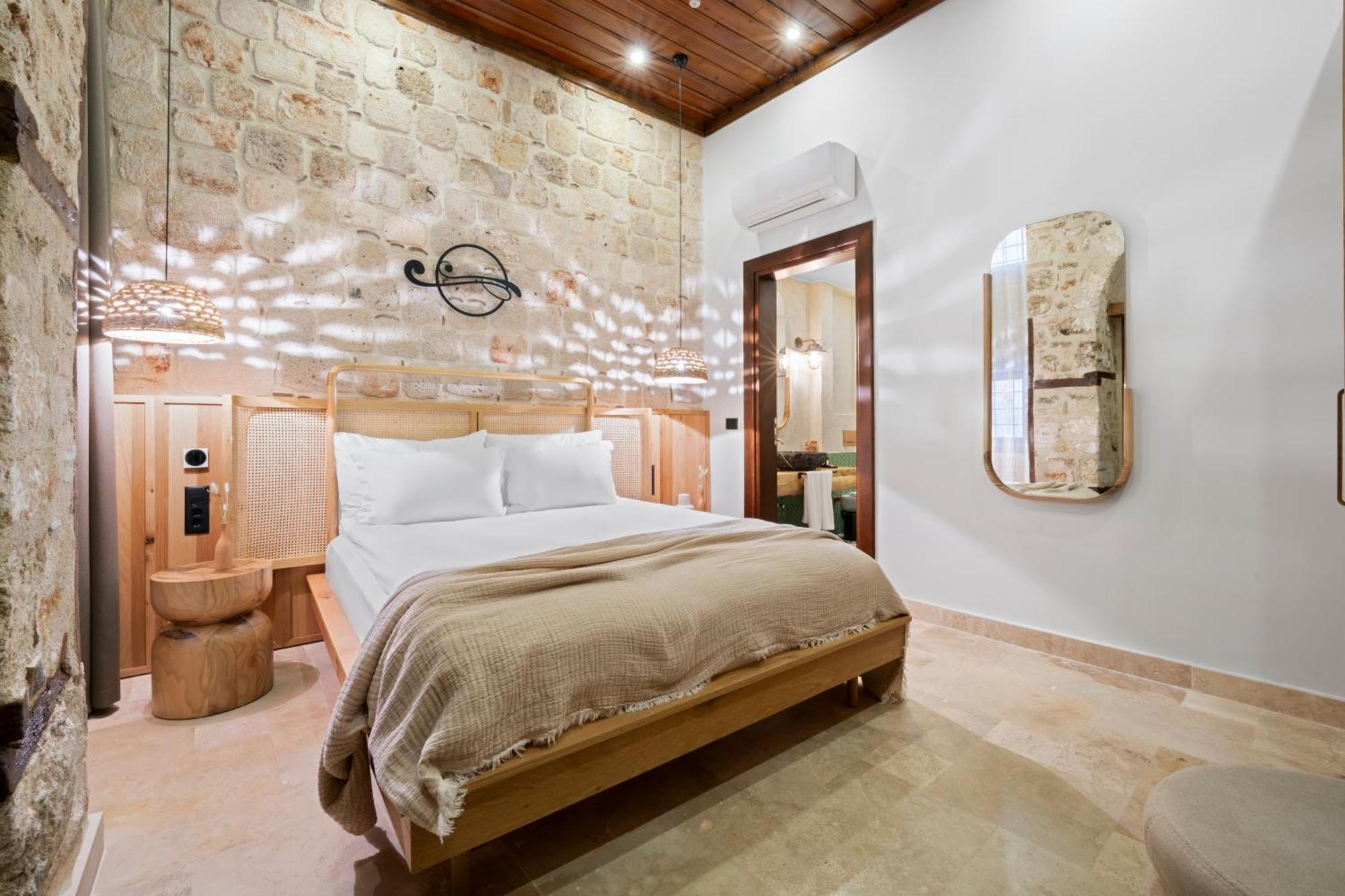 Belmondo Suites Old Town Antalia Esterno foto