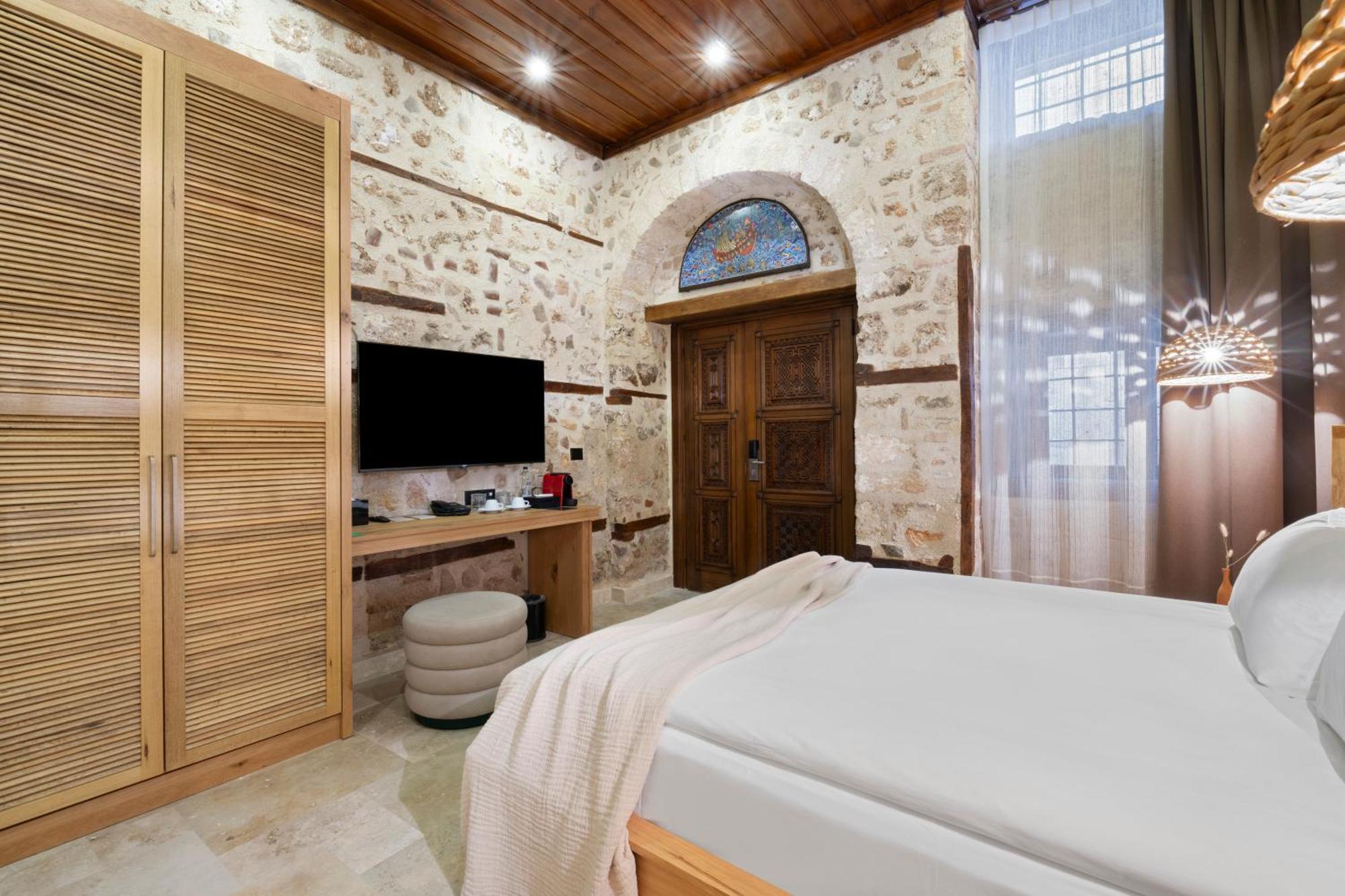 Belmondo Suites Old Town Antalia Esterno foto