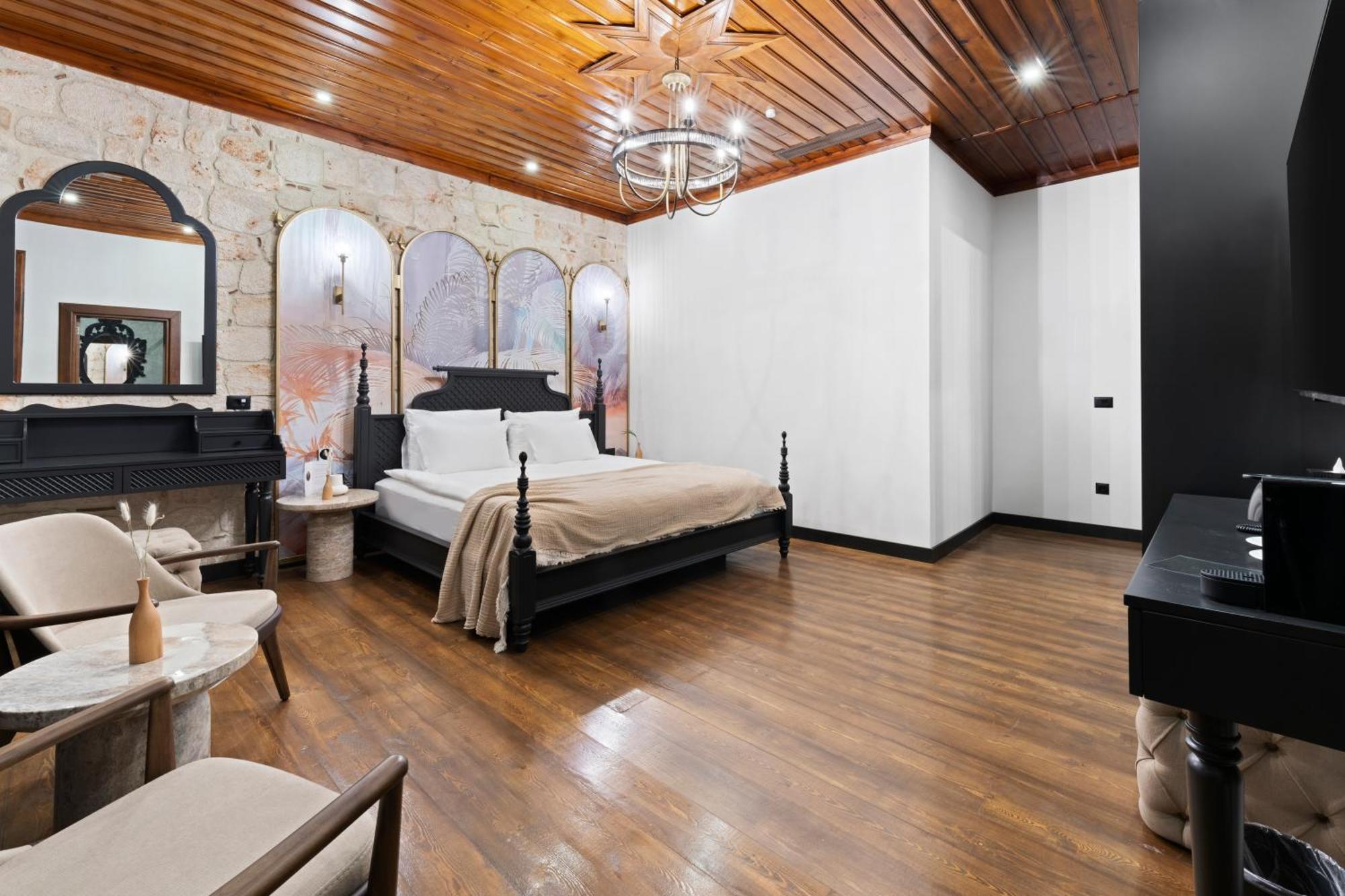 Belmondo Suites Old Town Antalia Esterno foto