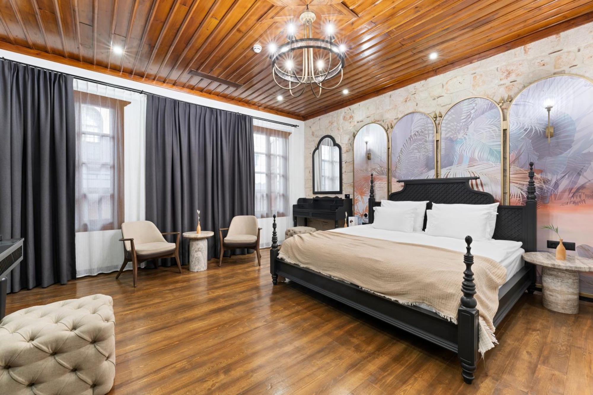Belmondo Suites Old Town Antalia Esterno foto