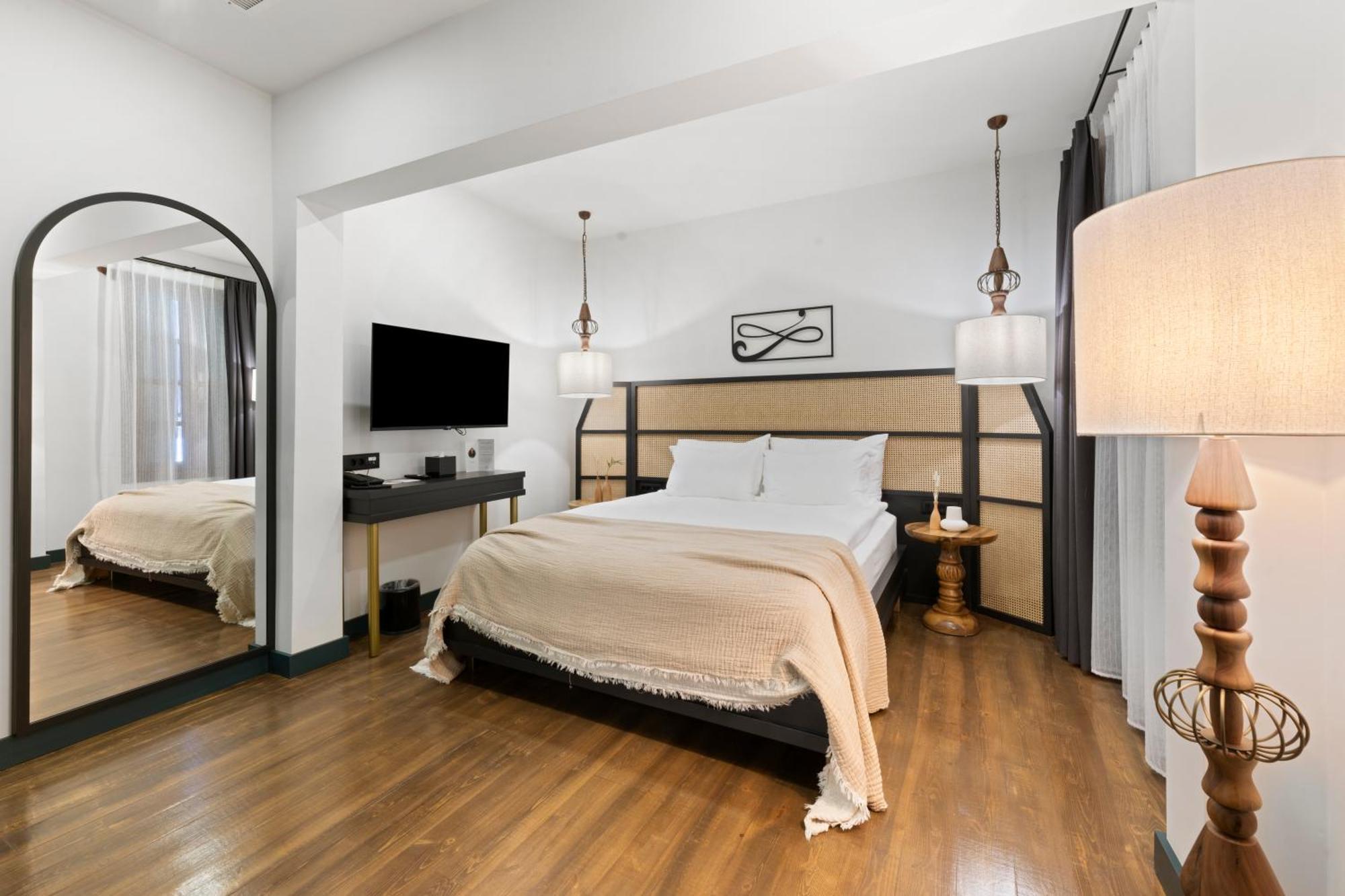 Belmondo Suites Old Town Antalia Esterno foto