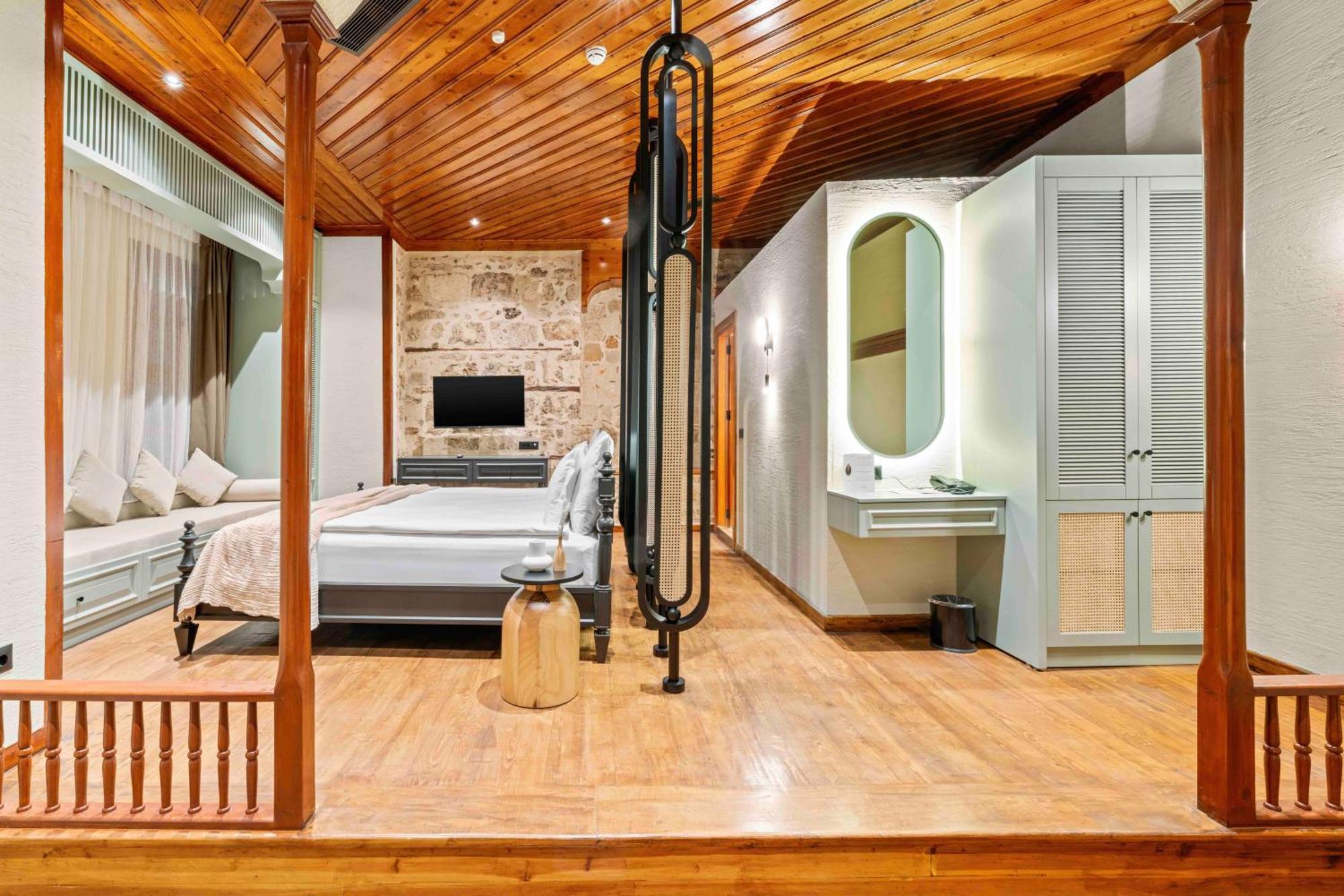 Belmondo Suites Old Town Antalia Camera foto