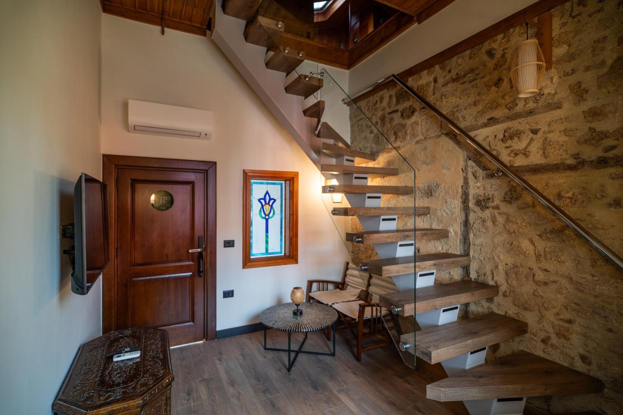 Belmondo Suites Old Town Antalia Esterno foto